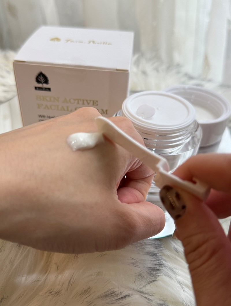 女人知己試用大隊,口碑行銷,部落客行銷,FarmPerilla 賦活修護面霜,自然綠紫蘇,無農藥,清爽不黏膩,滋潤肌膚,一抹有感